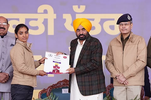 Bhagwant mann govt gives 45 govt jobs daily since march 16, 2022