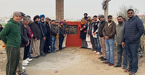 Nitin Kohli inaugurates Volleyball Court in ward 12 under Fit Central