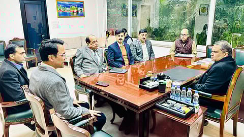 Sanjeev Arora hails Mahindra Group