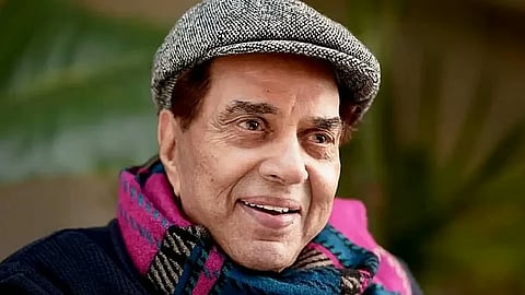 Dharmendra, Achuthanandan awarded Padma Vibhushan, Harmanpreet, Rohit Sharma get Padma Shris