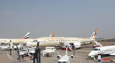 Emirates, Etihad resume limited flights from Dubai airport