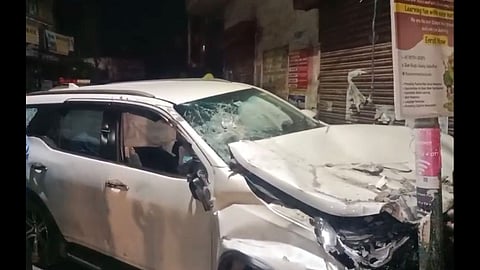 Drunk Fortuner driver runs over e-rickshaw in Jalandhar