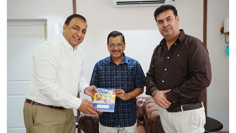 Nitin Kohli meets Arvind Kejriwal alongside Vaneet Dhir