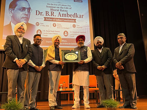 Cheema speaks on Constitution and economy at seminar