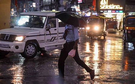 IMD issues rain and storm alert across 15 states, heatwave likely in Delhi-NCR