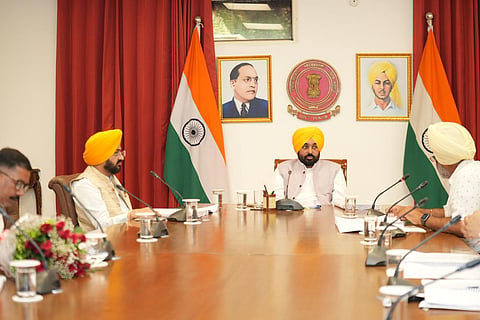 Punjab CM Mann holds a meeting 