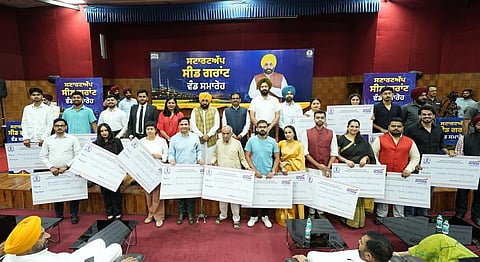 CM Mann grants ₹1.07 crore to 31 ventures