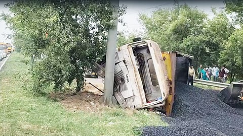 Tipper loaded with gravel overturned at Jalandhar highway