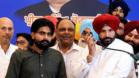 Warring asks supporter to call Channi on speaker during public event