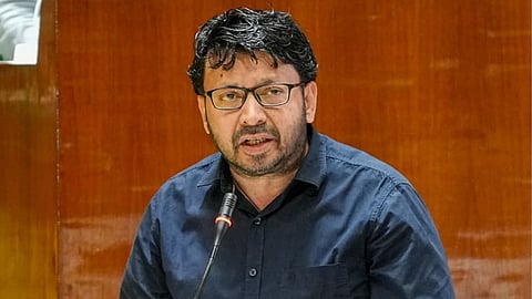 Dr. Ravjot Singh