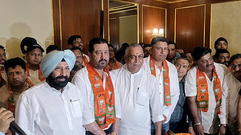 Dinesh Dhall joins BJP 
