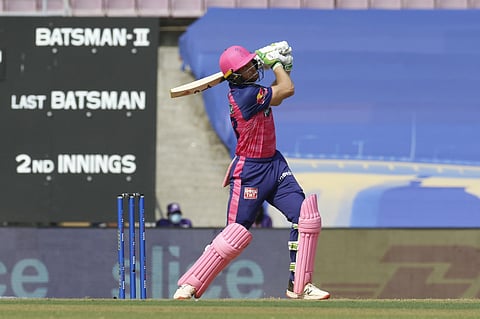 IPL 2022: Buttler's ton propels Rajasthan to 193/8 despite late fightback from Mumbai