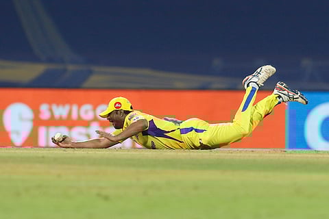 IPL 2022: Rayudu's one-handed catch to dismiss Akash Deep sets social media on fire