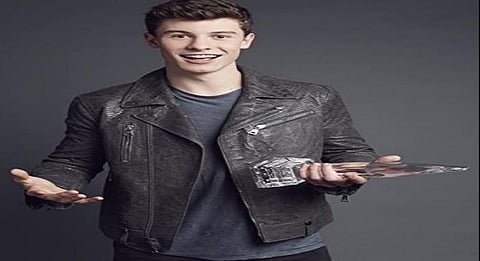 Shawn Mendes having 'hard time' with social media weeks after split