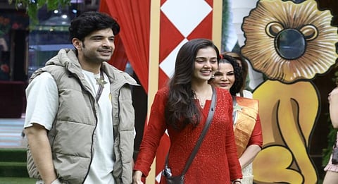 'Bigg Boss 15': Happy moments for Karan, Tejasswi as their families approve of their relationship