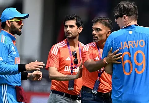 What did Virat Kohli say to Jarvo 69 during IND vs AUS WC 2023 match? Pitch invader reveals 