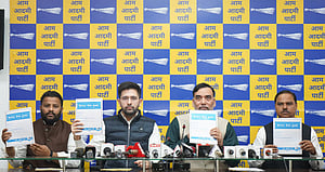 AAP to launch 'Mei Bhi Kejriwal' signature campaign on Friday