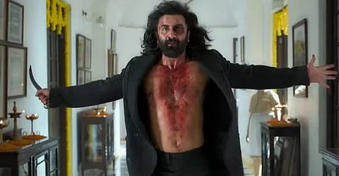 Arjan Vailly song was written by Dev Tharike, he sang it in 2015: Gurmeet Mee