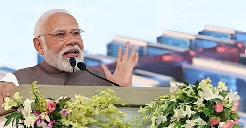 PM Modi stops convoy to give way to ambulance