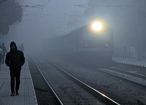 Delhi shivers at 3.9 minimum temp, dense fog delays 23 trains