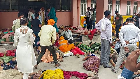 Hathras stampede, Hathras stampede Video, Hathras stampede Bhole Baba Satsang, Ratibhanpur Stampede, Ratibhanpur Satsang Accident, Ratibhanpur Satsang Stampede
