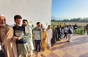 Voter start queuing for 1st phase of J&K polls