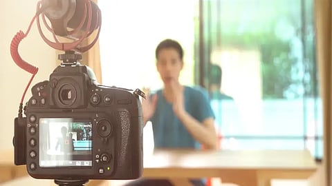 How to be a social media influencer, Ireland University social media influencer course, social media influencer course