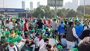 101 protesting farmers will start Delhi Chalo march on foot today