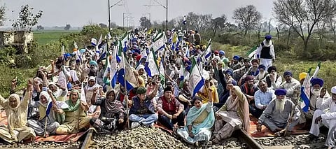 Farmers' Rail Roko Protest: Know the full list of cancelled  rescheduled trains