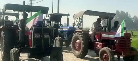 Farmers hold tractor march in Haryana-Punjab on 26 January, reach malls in protest