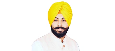 Punjab to send 7th batch of 36 school principals to Singapore for leadership training programs 