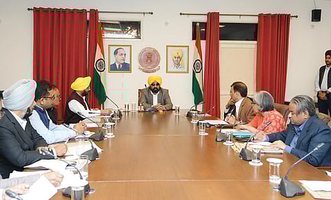 Ensure speedy and timely completion of medical college and civil hospital at Hoshiarpur: CM to officers