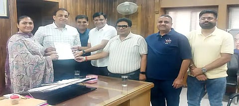 Nitin Kohli Raises Residents’ Issues, Rajwinder Thiara Promises Relief on NCF and Enhancement Charges