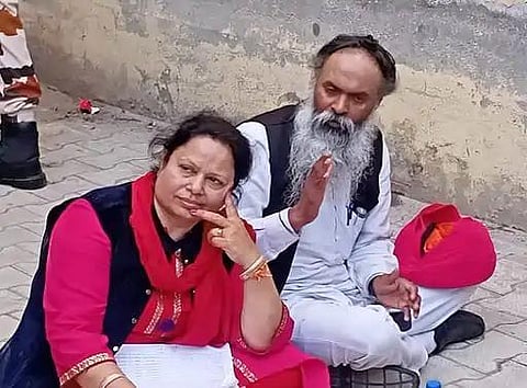 AAP’s candidate Manju Rana shows aggression to the DSP; said Don’t’ fight or I’ll slap, our Government in the state; will file a complaint