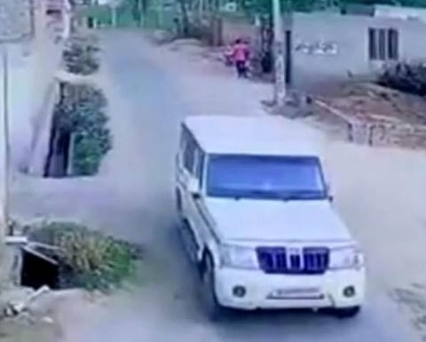Video of 18 minutes after Moosewala's murder surfaced; Killers seen in Bolero robbed Alto and escaped