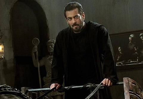 “Iss baar Bigg Boss khud khelenge,” says Salman Khan, gives hint about Bigg Boss 16 theme in promo, watch