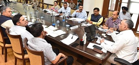 Chief Secretary  Vijay Kumar Janjua bats for expediting the approval for pending vigilance cases in larger public interest