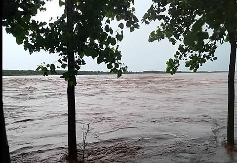 Flood Alert issued in Gurdaspur, Amritsar- Tarn Taran: Around 20 thousand cusecs of water released in Punjab