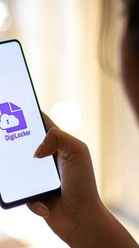 What is the DigiLocker app? When and How to use it