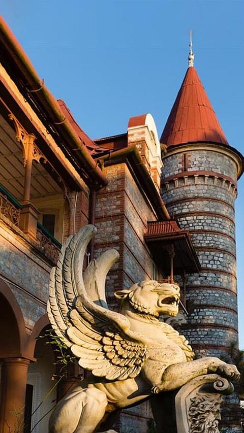 Top 9 most expensive hotels and their one day cost