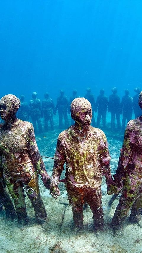 Pictures Of Offbeat Tourist Attractions In World