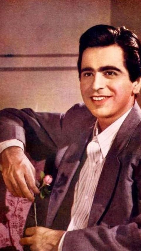 The Legends of Bollywood: Top 9 Super Duper Hit Movies with Amitabh Bachchan and Dilip Kumar