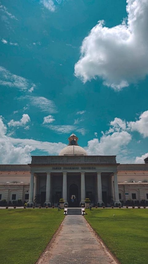 8 Indian Universities Offering International Collaborative Degrees