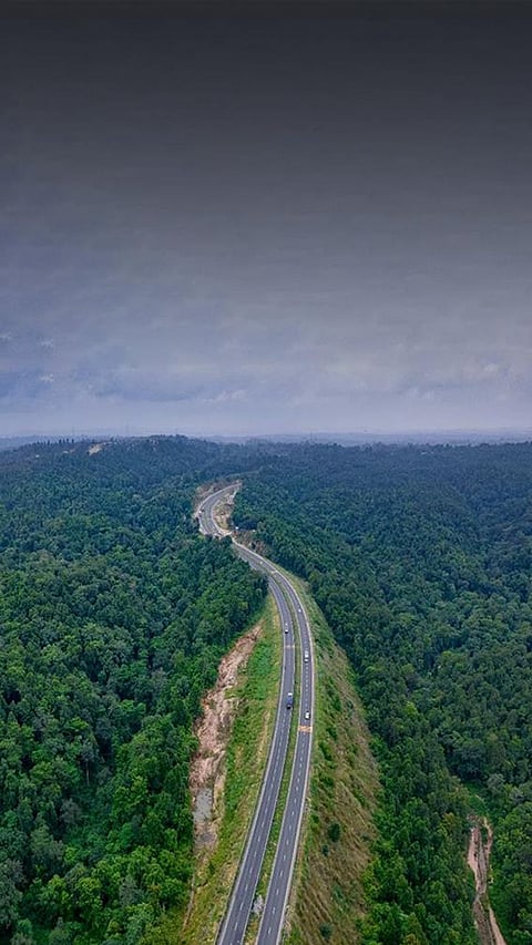 India’s Highway Tales: Top 5 Roads with Mysterious Happenings