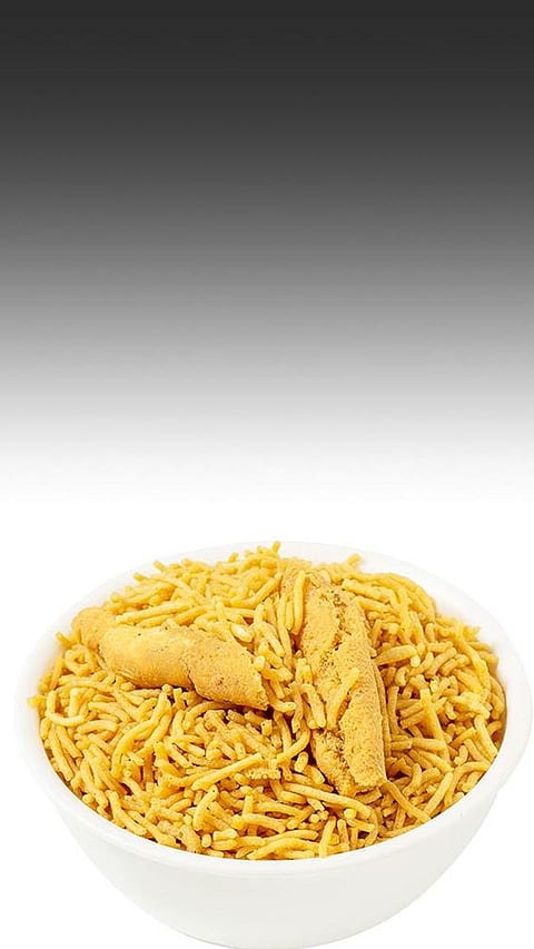 Chai Time Delights: 9 Marwari Tea-time Snacks You’ll Love