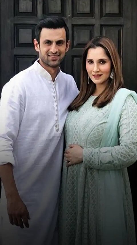 5 Popular Pakistanis who are married to Indians