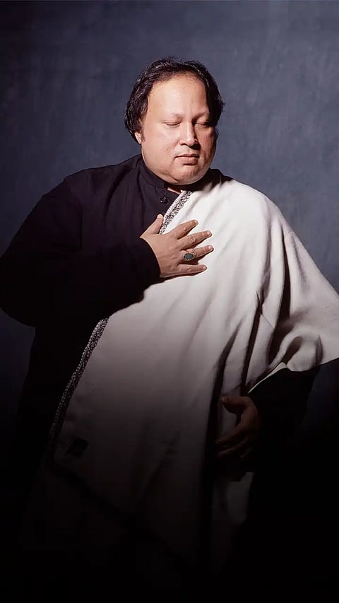 4 Amazing Pakistani Qawali singers who are popular in India