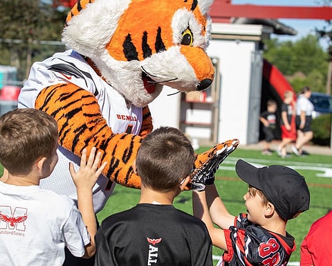 Cincinnati Bengals: Rising to the Occasion On and Off the Field