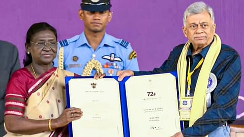 Anant Nag receiving the Dadasaheb Phalke Award from the President of India.
