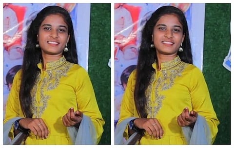 ಮತ್ತೊಬ್ಬನ ಜೊತೆ ಸ್ನೇಹ ಬೆಳೆಸಿಕೊಂಡಿದ್ದಕ್ಕೆ ಸಿಟ್ಟು; ಡೆತ್​ನೋಟ್ ಬರೆಸಿ ಎಂಜಿನಿಯರ್ ಯುವತಿ ಕೊಲೆ, ಲೆಕ್ಚರರ್ ಅರೆಸ್ಟ್..Telangana